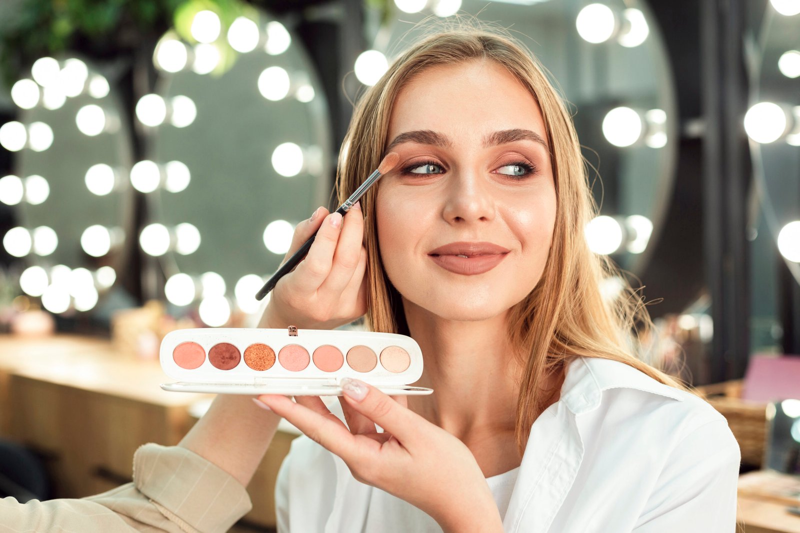 Expert Makeup Tips for Every Skin Type: Achieve a Flawless Look